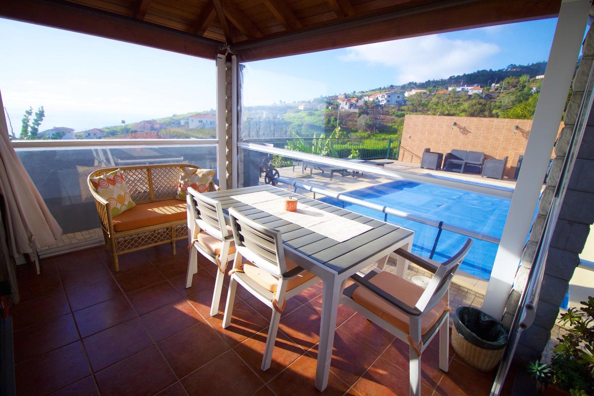 Villa Casa Da Rainha Bungallow à Estreito Da Calheta Extérieur photo